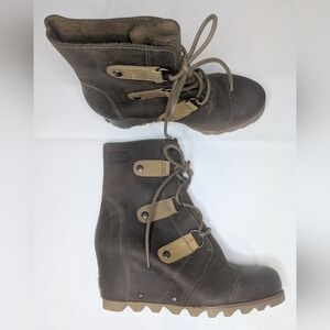 SOREL Joan Of Arctic Wedge Mid Boot